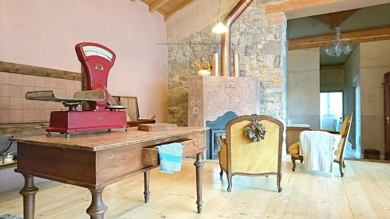 Due Principi E Una Fata Sestola Bagian luar foto