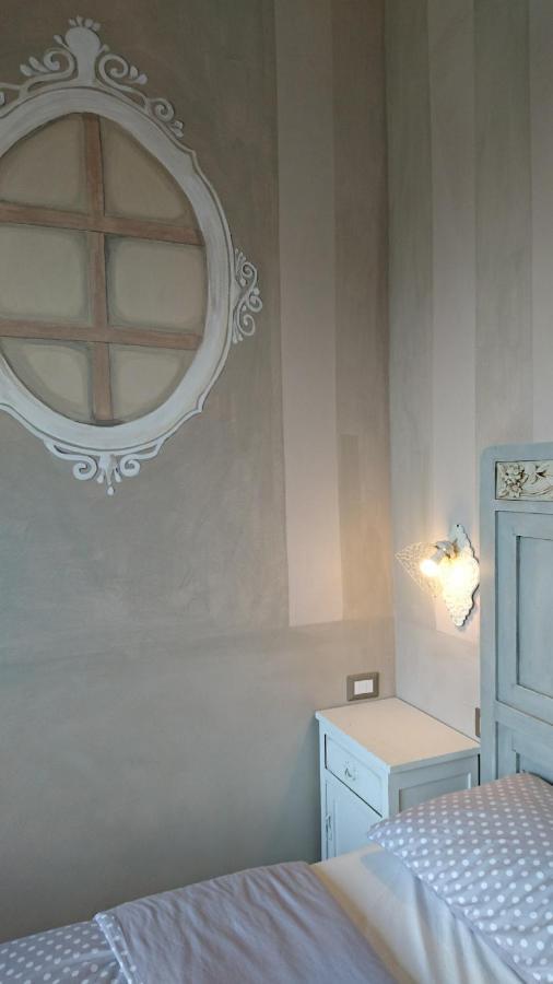 Due Principi E Una Fata Sestola Bagian luar foto