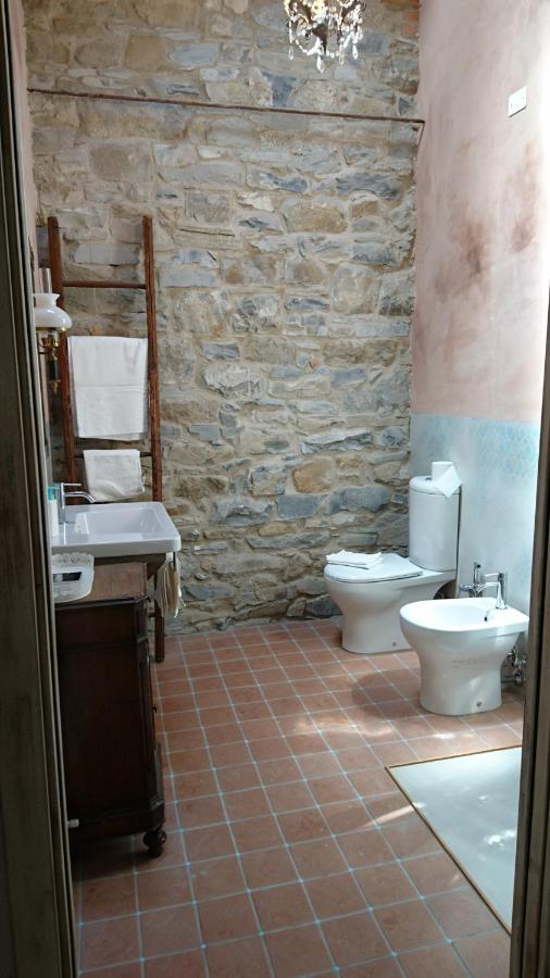 Due Principi E Una Fata Sestola Bagian luar foto