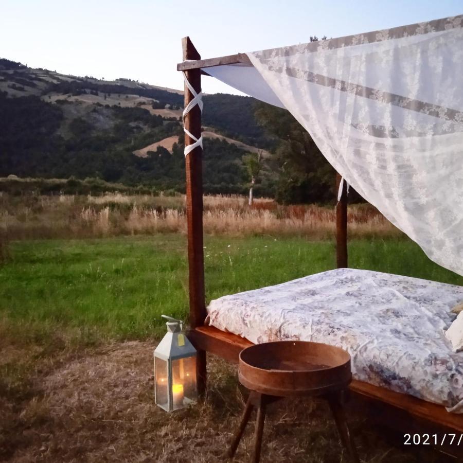 Due Principi E Una Fata Sestola Bagian luar foto
